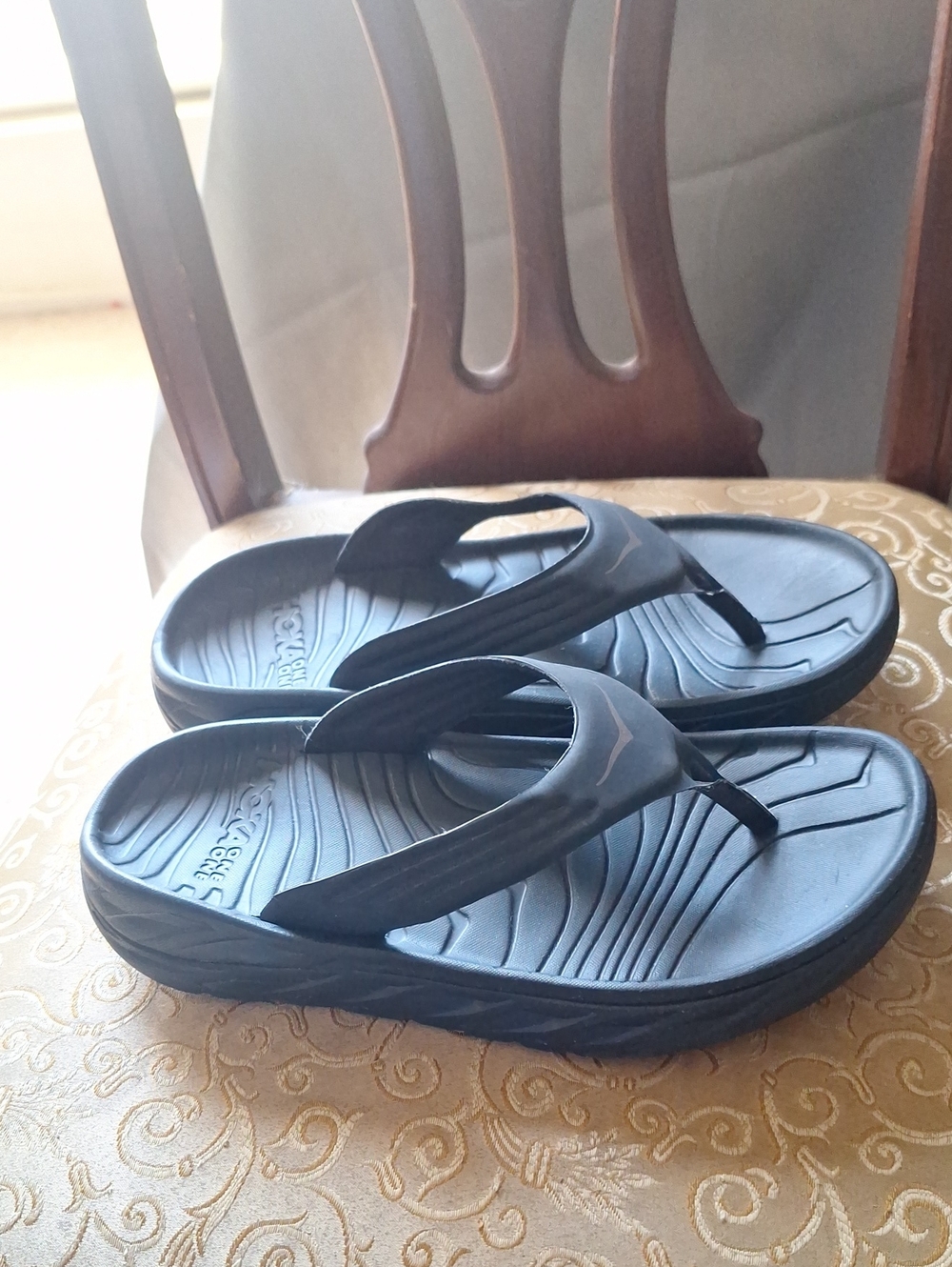 Hoka One One Ora Recovery Flip Flops Thick Foam Sole Mens 10